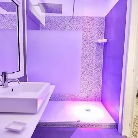 לינה וארוחת בוקר L'orlando Furioso 4*