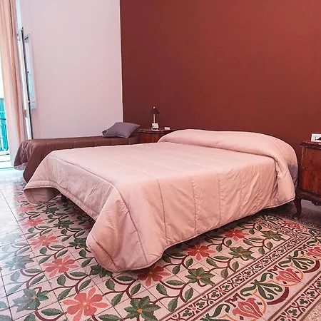 L'orlando Furioso فندق مبيت وإفطار 3*